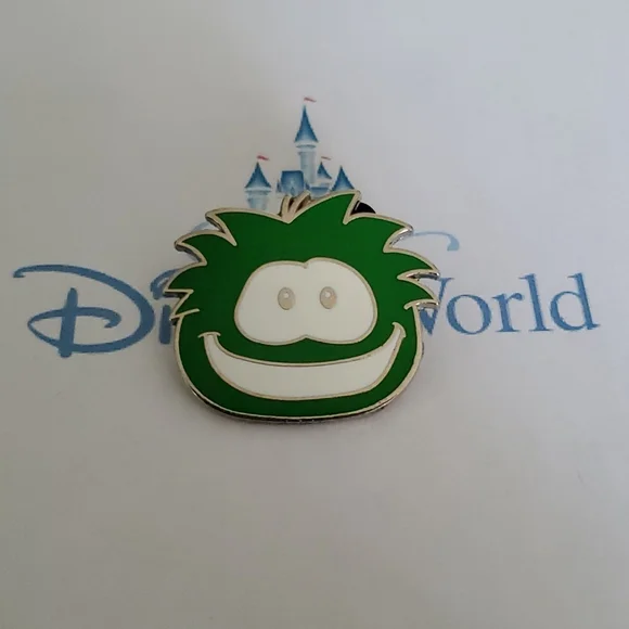 Disney Trading Pins - Picture 4 of 4